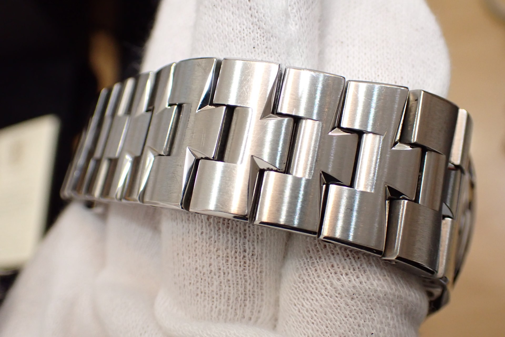 VACHERON CONSTANTIN/ヴァシュロンコンスタンタン オーヴァーシーズ デュアルタイム Ref.7900V/110A-B333