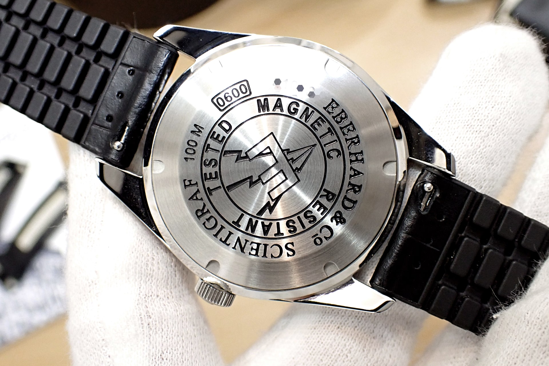 EBERHARD/エベラール サイエンティグラフ Ref.41043.01 CP 黒文字盤 メーカー純正レザーストラップ2本付き