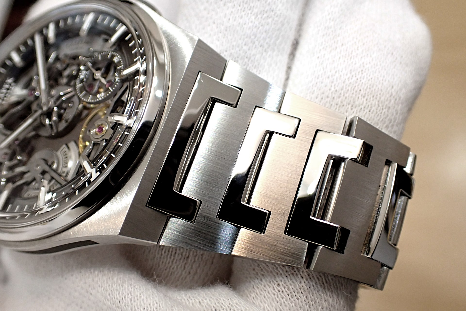 CZAPEK/チャペック アンタークティック レヴェラシオン 年間生産100本限定 スケルトン