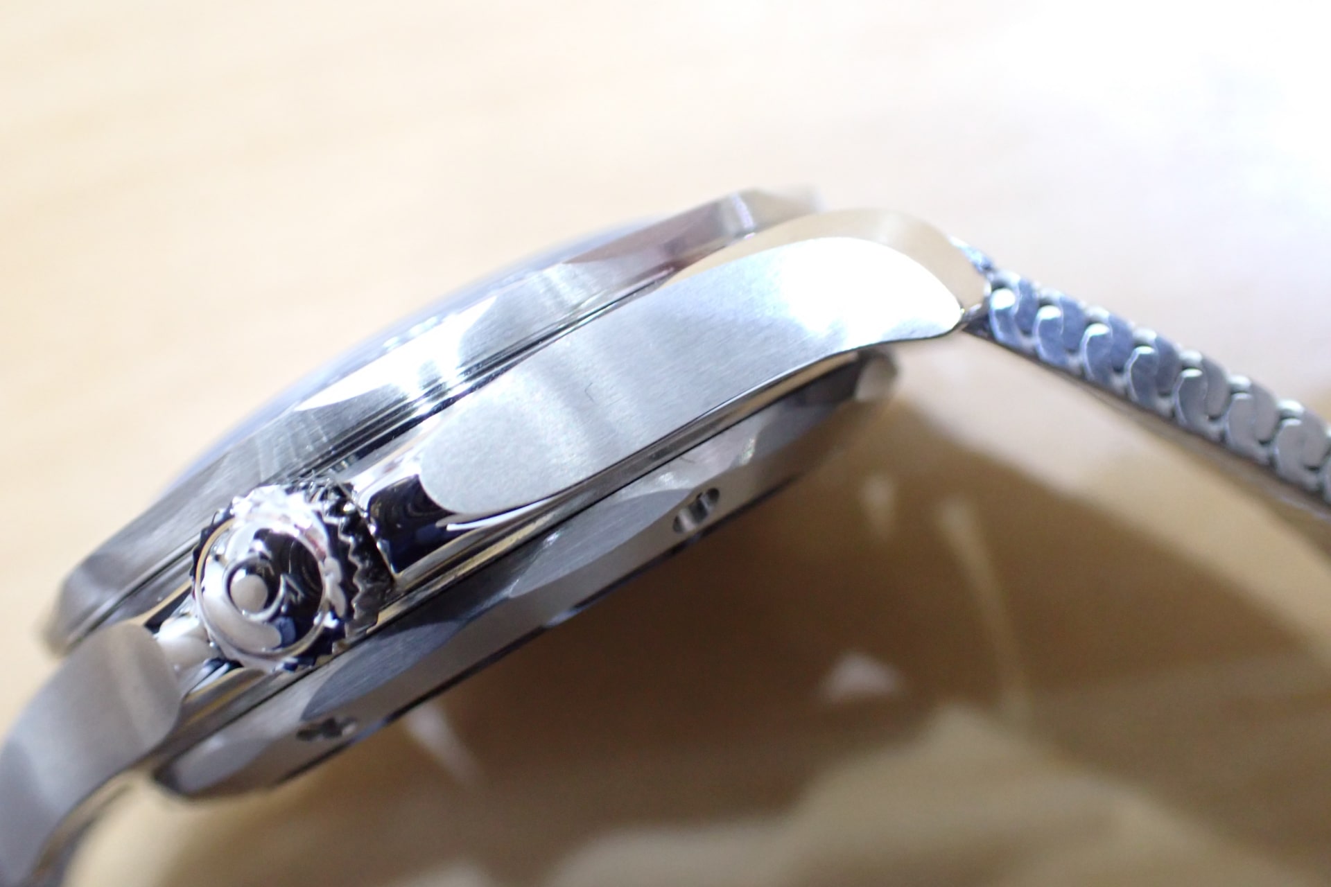 オメガ/OMEGA シーマスター ダイバー 300m コーアクシャル マスタークロノメーター 42mm ボンド映画60周年記念モデル Ref.210.30.42.20.03.002