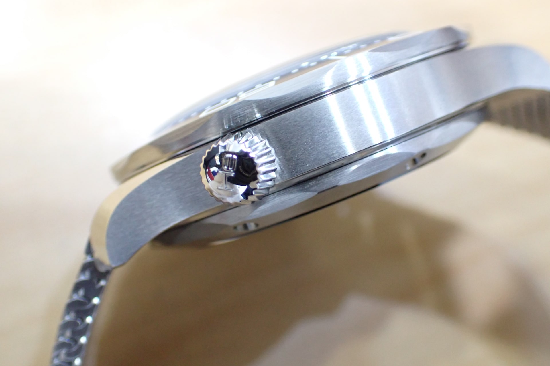 オメガ/OMEGA シーマスター ダイバー 300m コーアクシャル マスタークロノメーター 42mm ボンド映画60周年記念モデル Ref.210.30.42.20.03.002