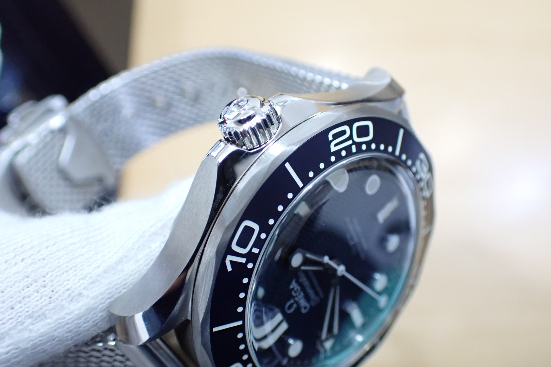 オメガ/OMEGA シーマスター ダイバー 300m コーアクシャル マスタークロノメーター 42mm ボンド映画60周年記念モデル Ref.210.30.42.20.03.002