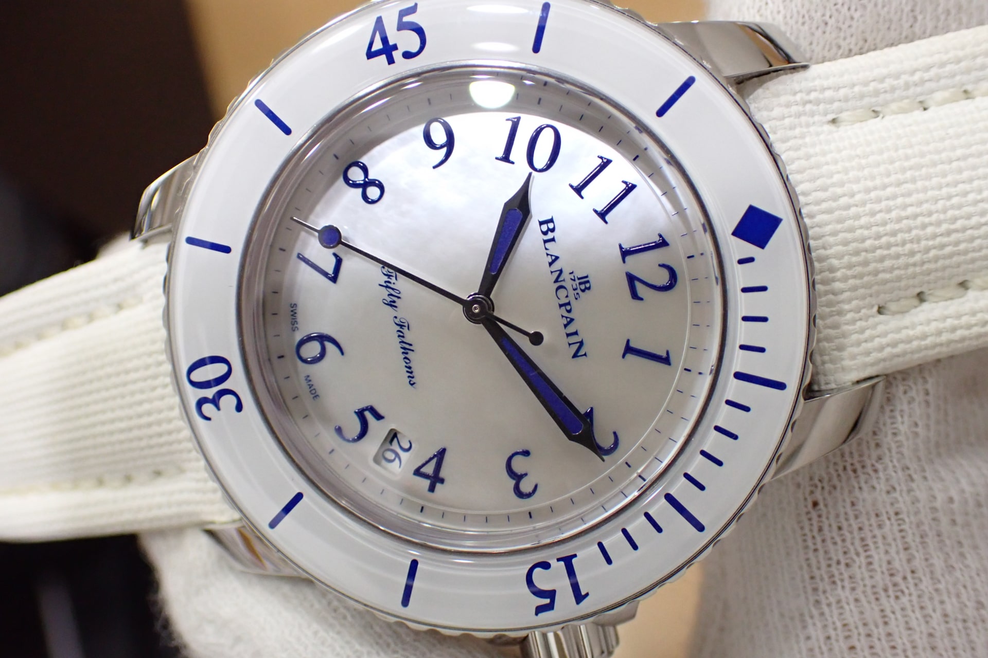 ブランパン/BLANCPAIN フィフティファゾムス オートマティック Ref.5015-1144-52A マザーオブパール