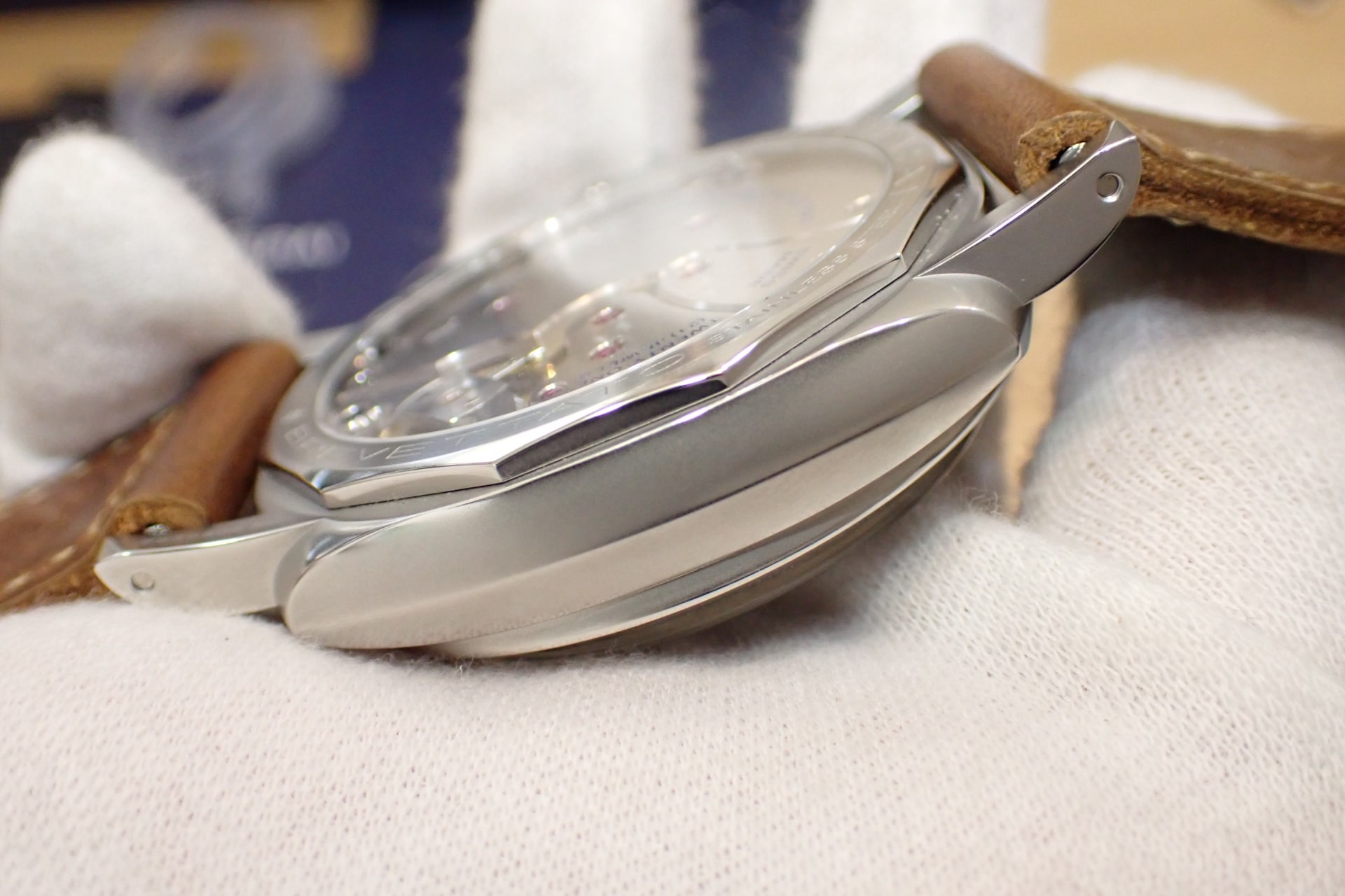 PANERAI/パネライルミノール トレ ジョルニ 手巻き 47mm Ref.PAM01628