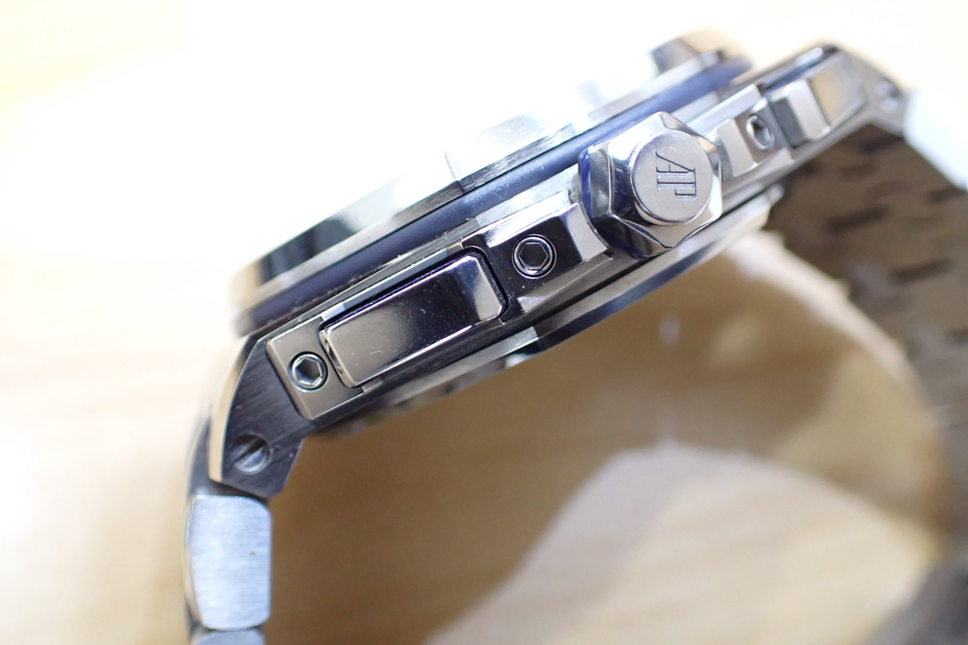 オーデマピゲ/Audemars Piguet ロイヤルオーク オフショア クロノグラフ ブルー Ref.26480TI.OO.A027CA.01 純正チタン製ブレス付き