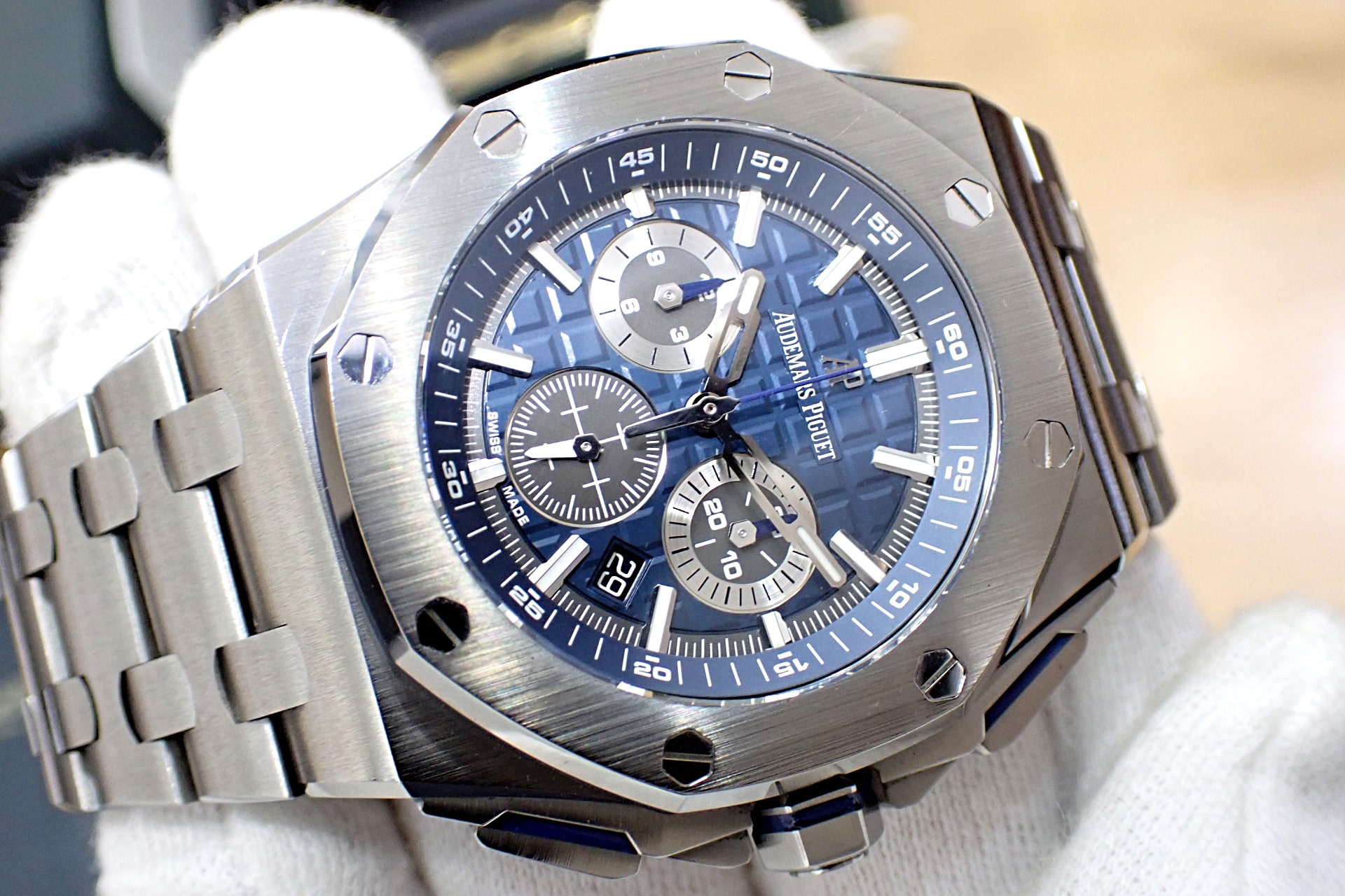 オーデマピゲ/Audemars Piguet ロイヤルオーク オフショア クロノグラフ ブルー Ref.26480TI.OO.A027CA.01 純正チタン製ブレス付き