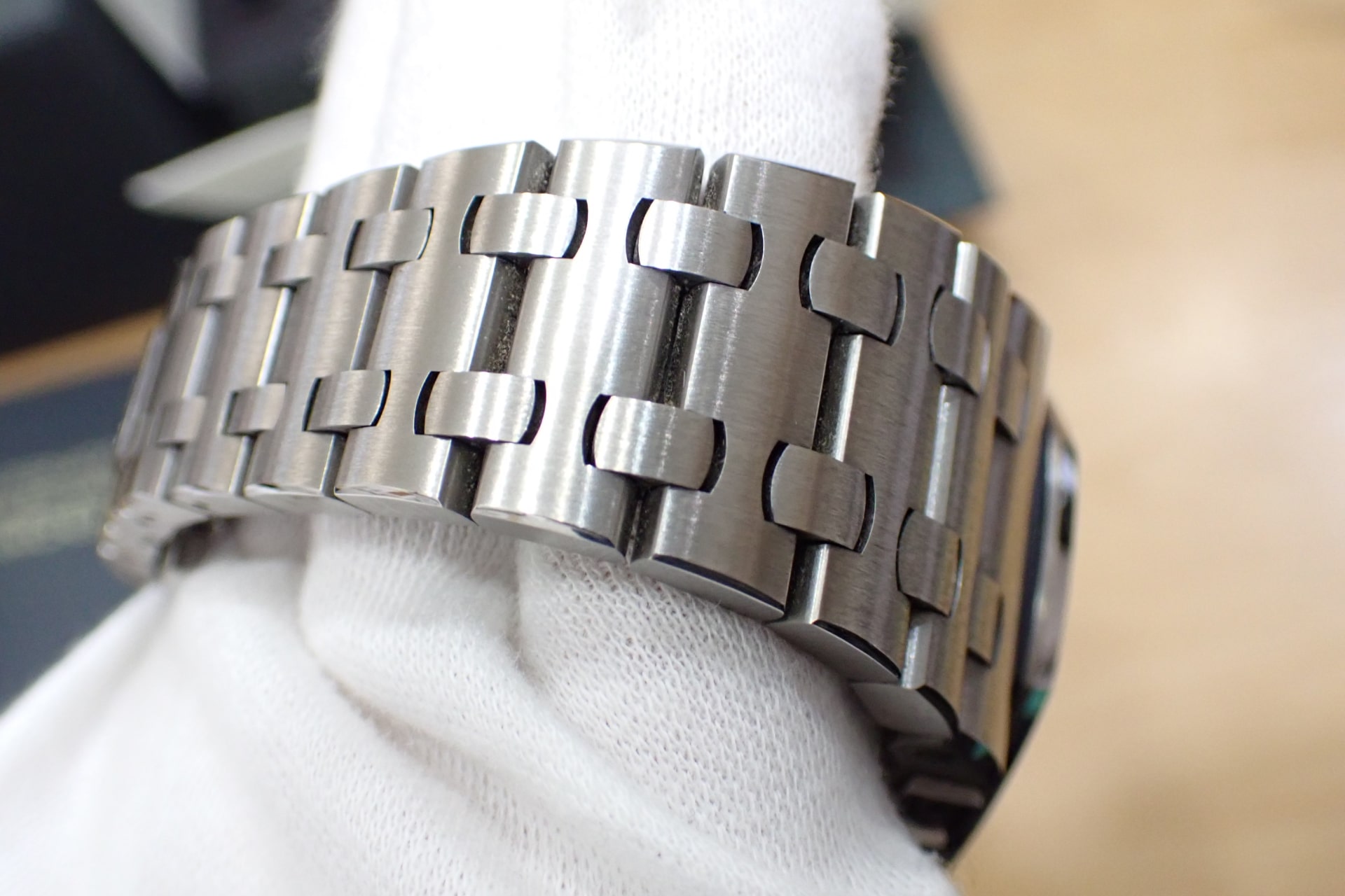 オーデマピゲ/Audemars Piguet ロイヤルオーク オフショア クロノグラフ ブルー Ref.26480TI.OO.A027CA.01 純正チタン製ブレス付き