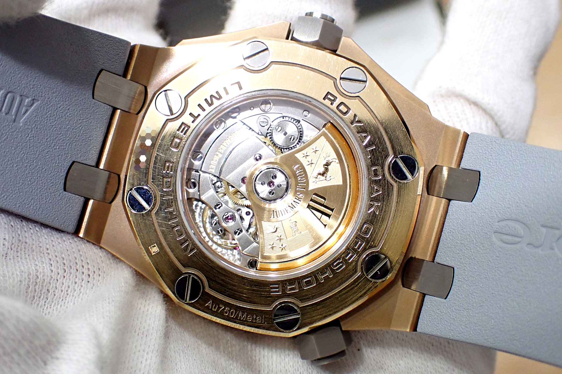 オーデマピゲ/AUDEMARS PIGUET ロイヤルオーク オフショア ダイバー 18KPG ブティック限定500本 Ref.15711OI.OO.A006CA.01