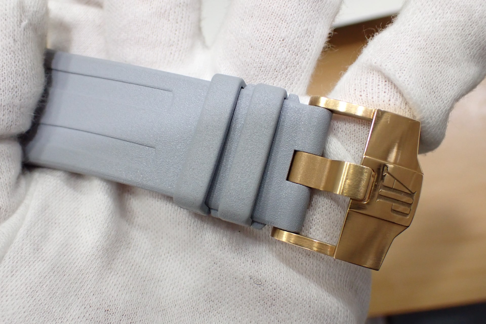 オーデマピゲ/AUDEMARS PIGUET ロイヤルオーク オフショア ダイバー 18KPG ブティック限定500本 Ref.15711OI.OO.A006CA.01