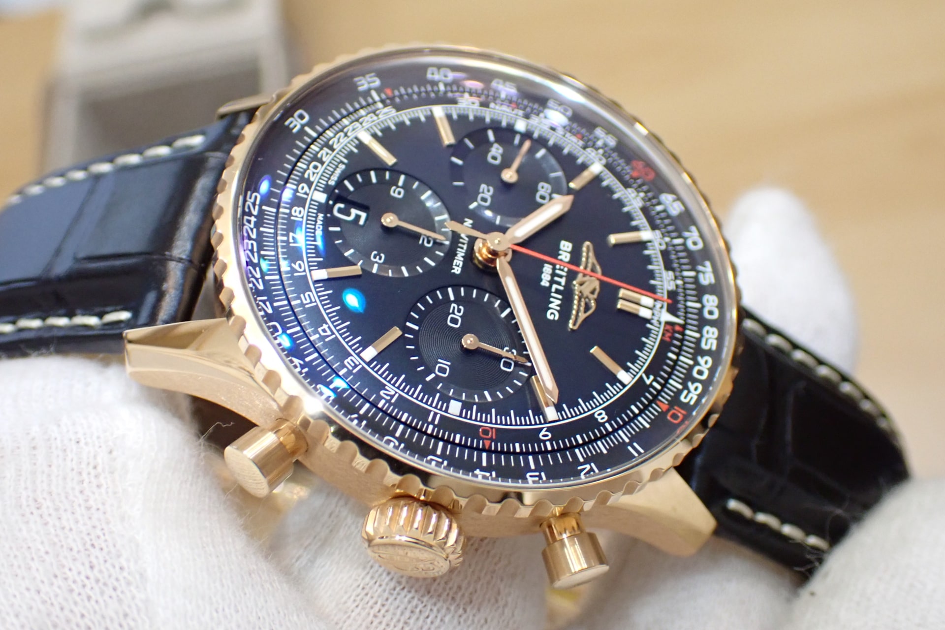 ブライトリング/Breitling ナビタイマー B01 クロノグラフ41 日本限定50本 18KRG Ref.RB01393A1B1P1