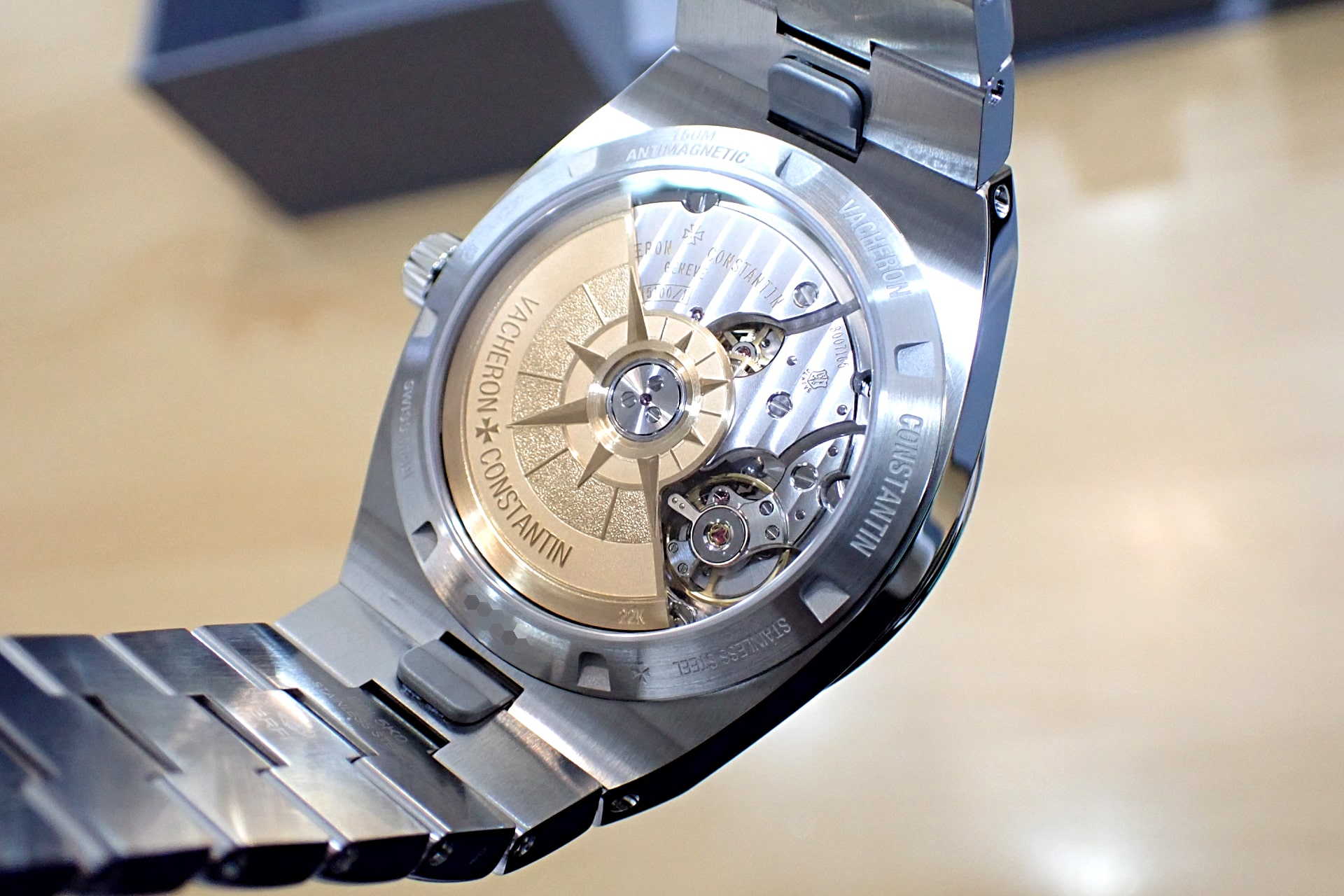 VACHERON CONSTANTIN/ヴァシュロン・コンスタンタン オーヴァーシーズ 現行モデル/ブルー文字盤 Ref.4520V/210A-B128