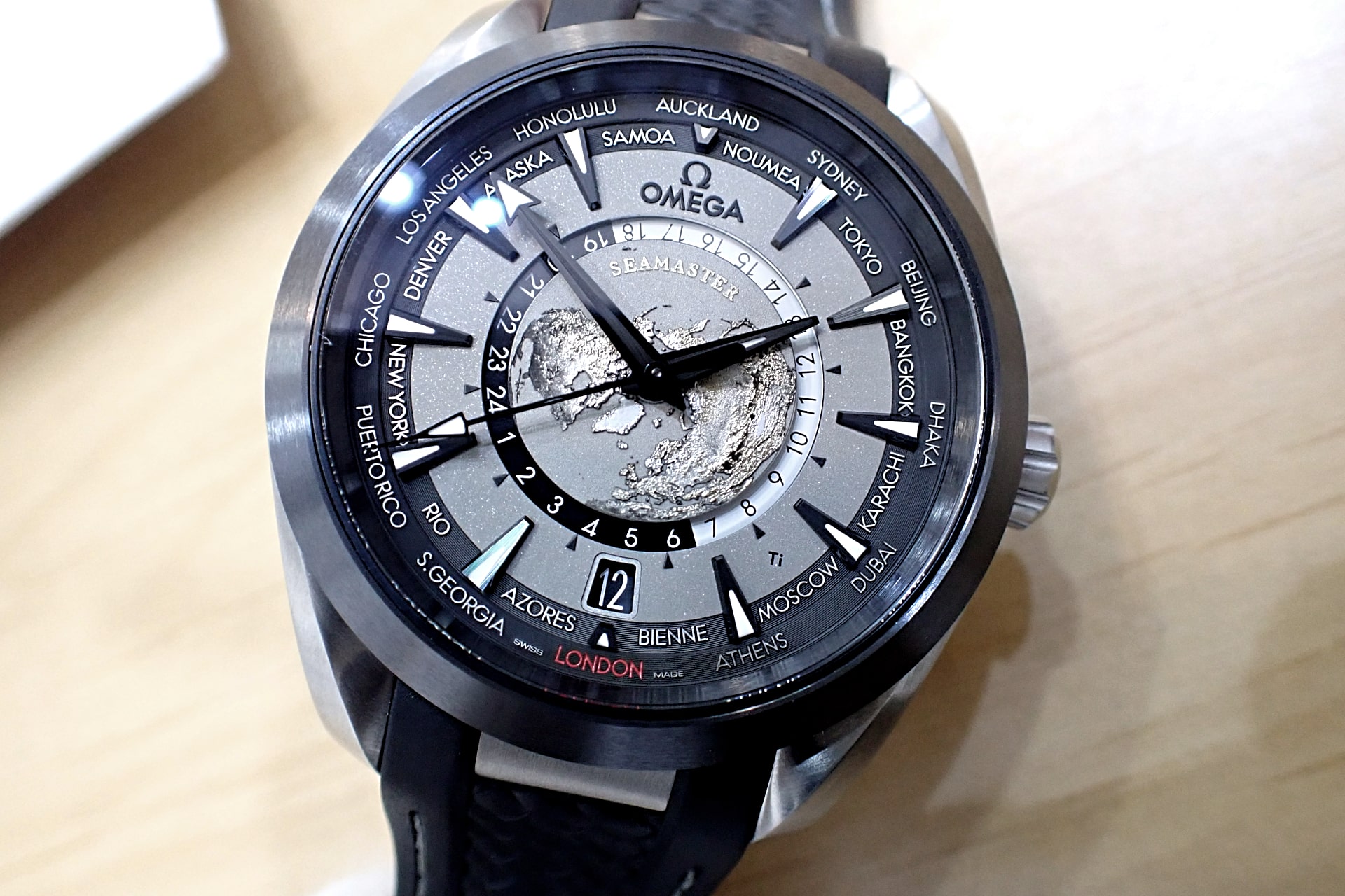 OMEGA/オメガ シーマスター アクアテラ 150m GMT ワールドタイマー Ref.220.92.43.22.99.001