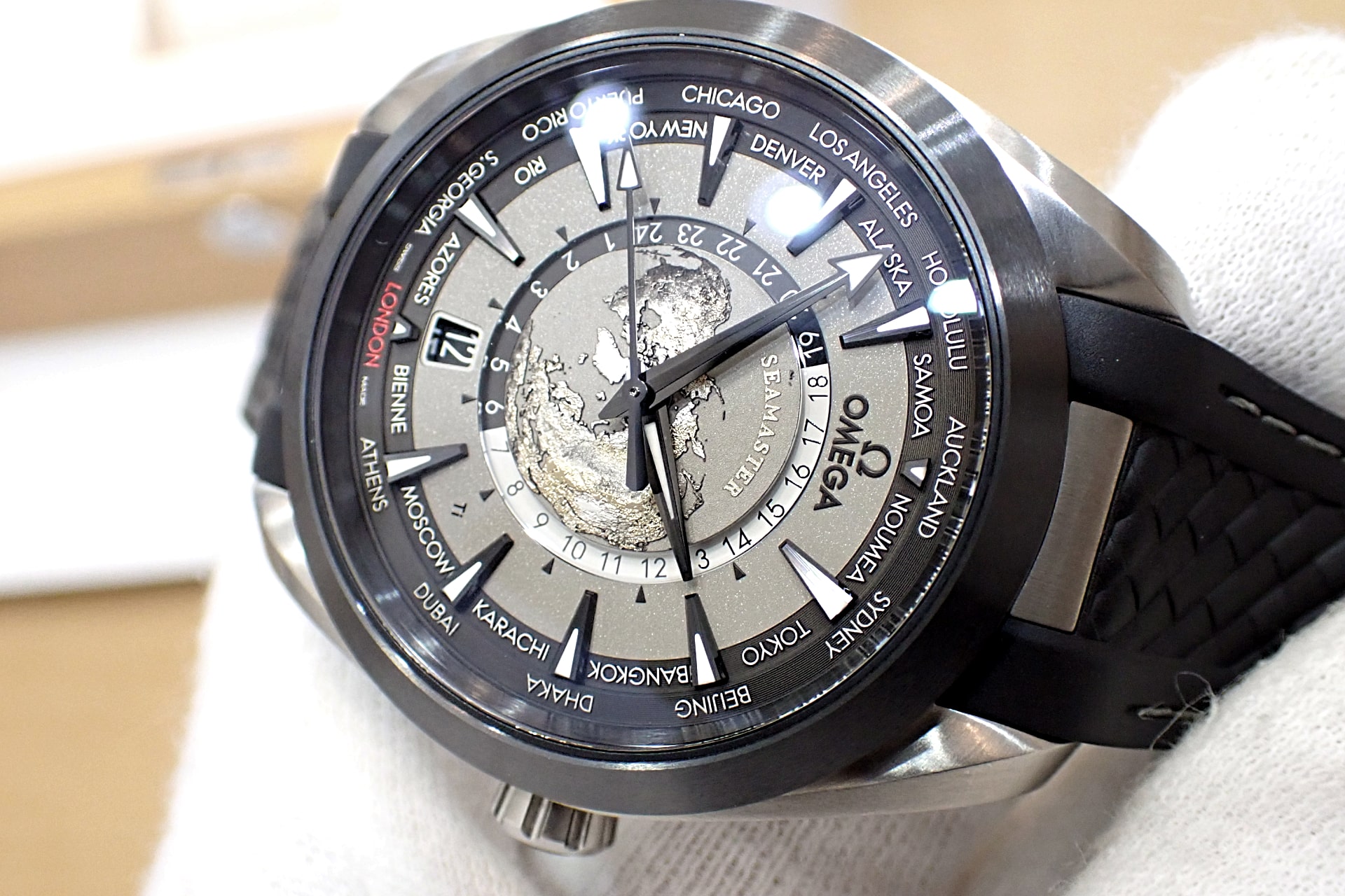 OMEGA/オメガ シーマスター アクアテラ 150m GMT ワールドタイマー Ref.220.92.43.22.99.001