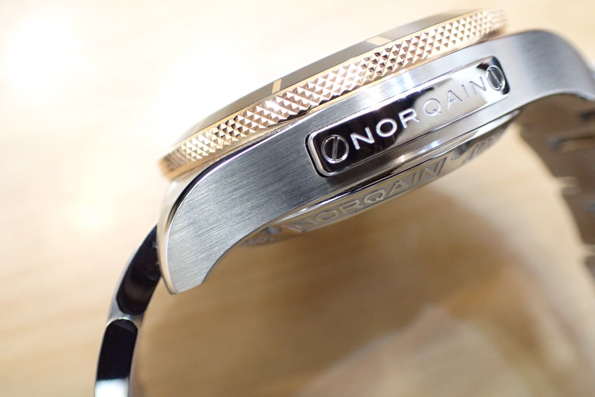 NORQAIN/ノルケイン アドベンチャー スポーツ クロノグラフ 18KRGコンビ　デイデイト41 Ref.N1500GA1IC/B153