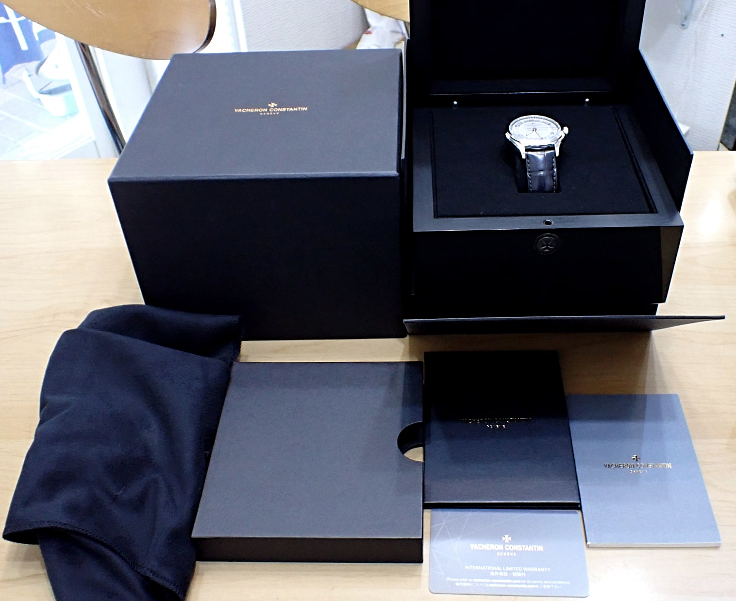 VACHERON CONSTANTIN/ヴァシュロン・コンスタンタン フィフティーシックス Ref.4600E/000A-B442 シルバー文字盤