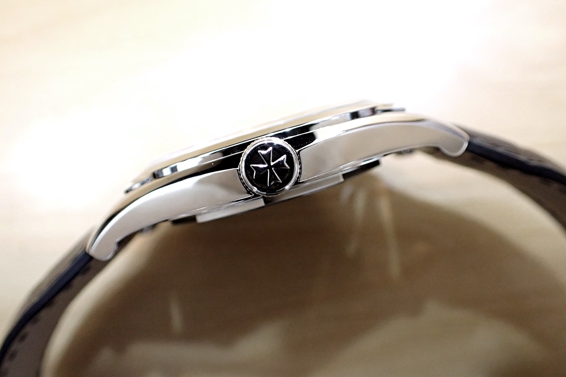 VACHERON CONSTANTIN/ヴァシュロン・コンスタンタン フィフティーシックス Ref.4600E/000A-B442 シルバー文字盤