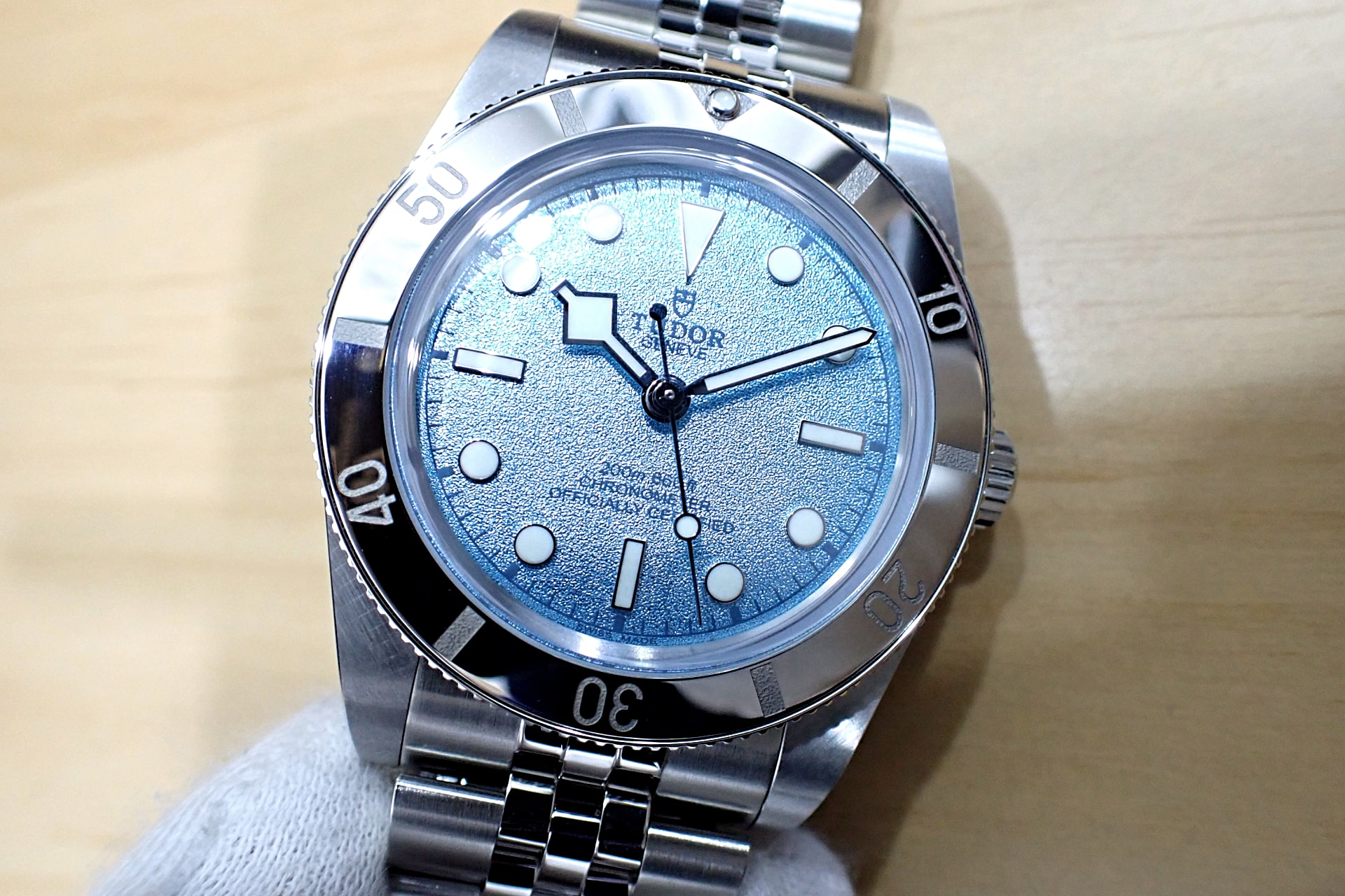 TUDOR/チューダー ブラックベイ54　37mm Ref.79000-0001 ラグーンブルー文字盤