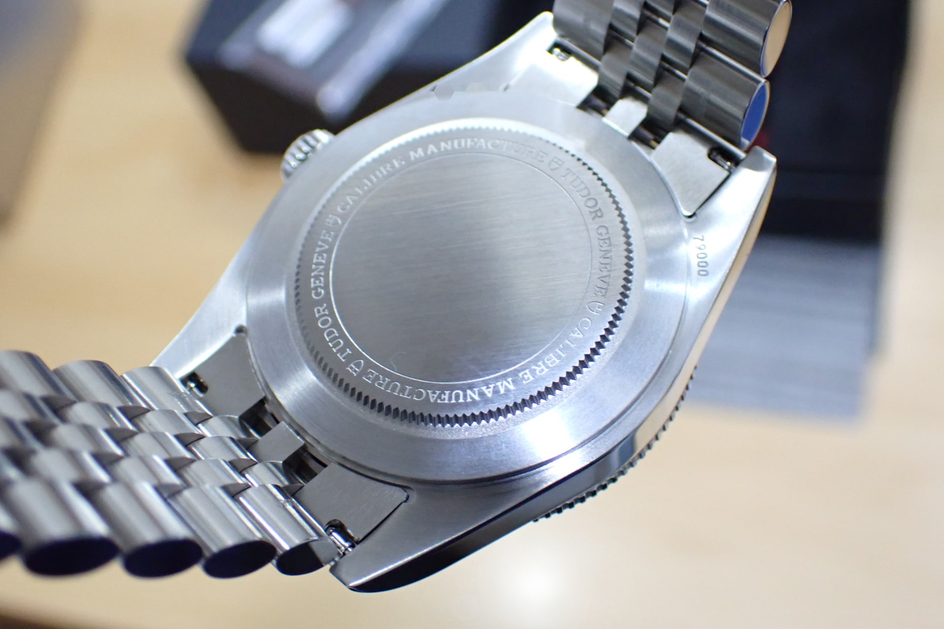 TUDOR/チューダー ブラックベイ54　37mm Ref.79000-0001 ラグーンブルー文字盤