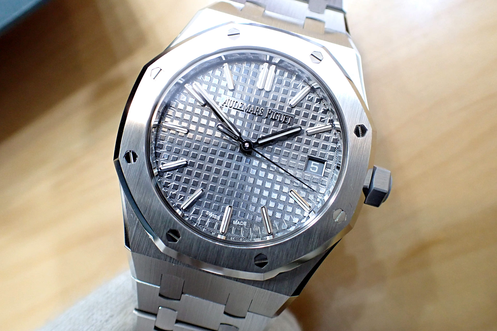 オーデマピゲ/Audemars Piguet ロイヤルオーク オートマティック 50周年記念 Ref.15550ST.OO.1356ST.03 グレー