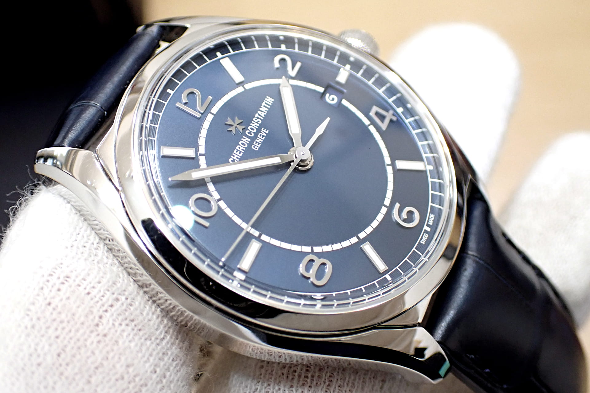 VACHERON CONSTANTIN/ヴァシュロン・コンスタンタン フィフティーシックス Ref.4600E/000A-B487 ブルー文字盤