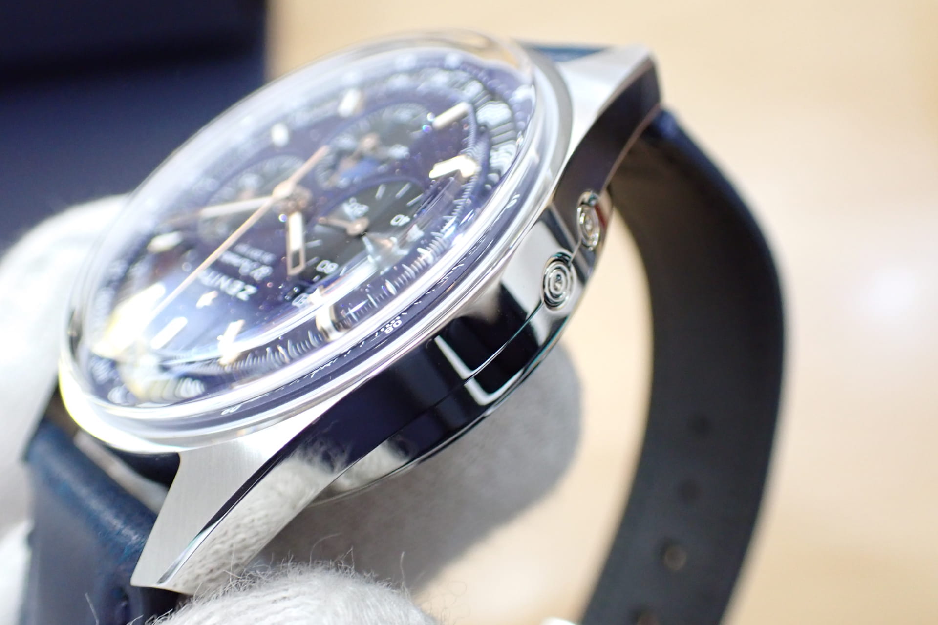 中古品AA【ZENITH】ゼニス クロノマスター オリジナル トリプル