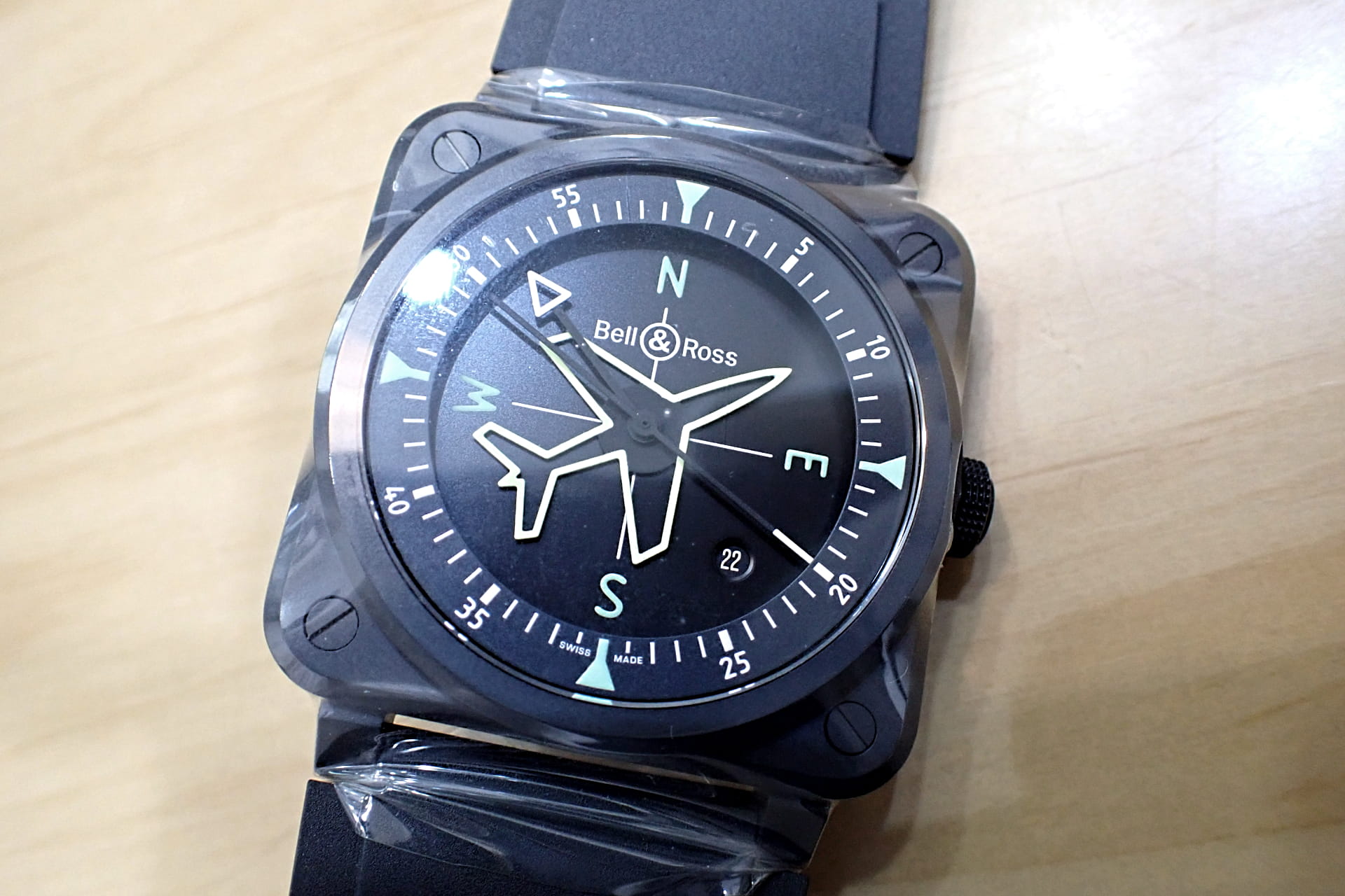 Bell&Ross/ベル&ロス BR-03 ジャイロコンパス Ref: BR03A-CPS-CE/SRB セラミック製