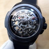 <span class="title">中古品A【NORQAIN】ノルケイン インディペンデンス ワイルドワン スケルトン ハクナミパカ 新作 Ref.N3000.07Q17.B24.R01 世界限定200本 　純正ストラップ合計2本付き (2025年9月国内正規)</span>