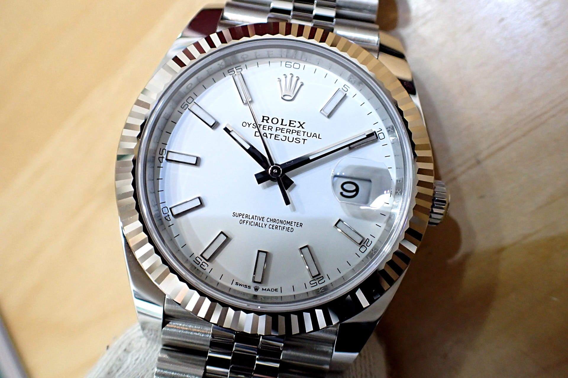 ROLEX/ロレックス デイトジャスト41 Ref.126334 WG/SS ホワイト/フルーテッドベゼル ジュビリーブレス
