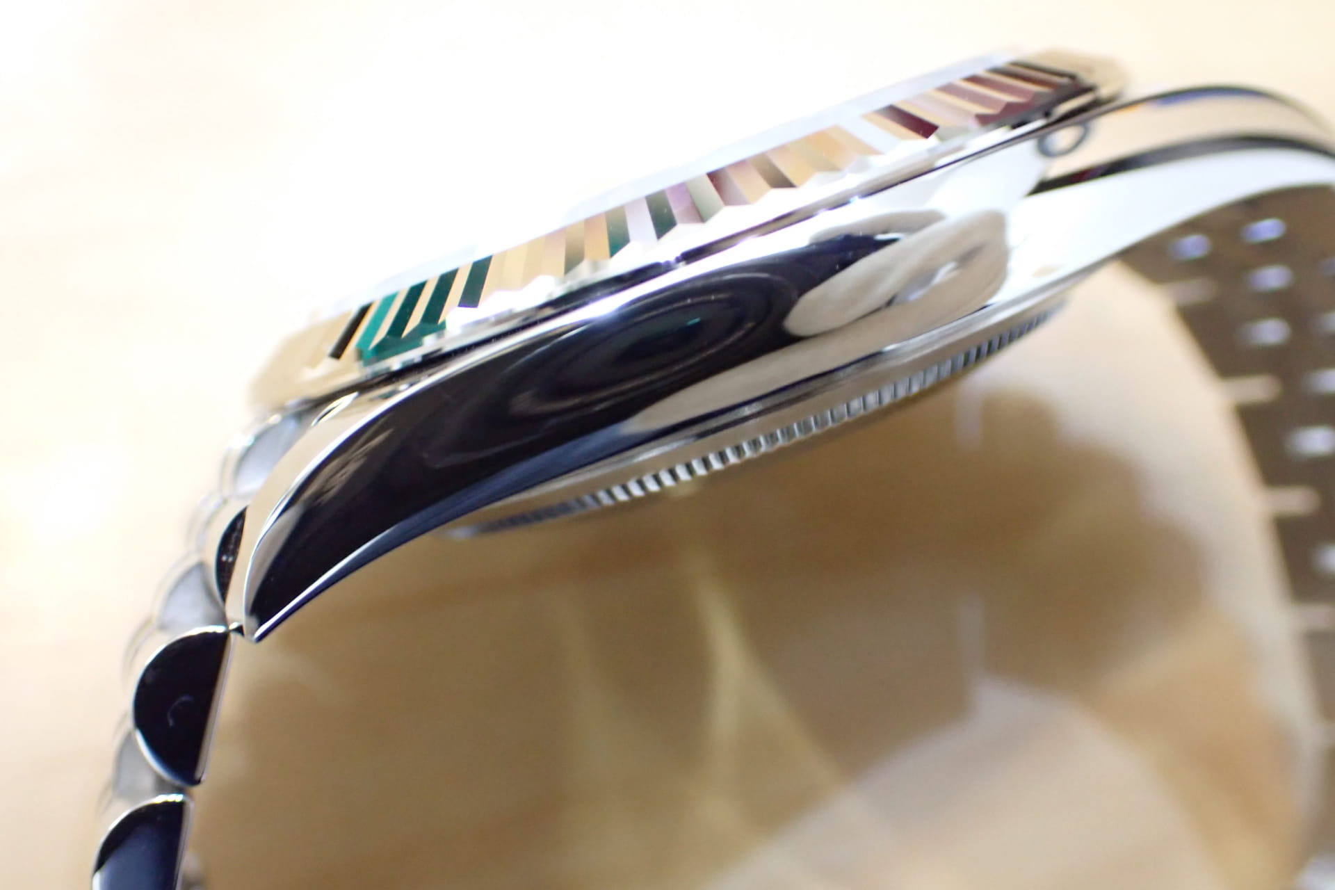 ROLEX/ロレックス デイトジャスト41 Ref.126334 WG/SS ホワイト/フルーテッドベゼル ジュビリーブレス