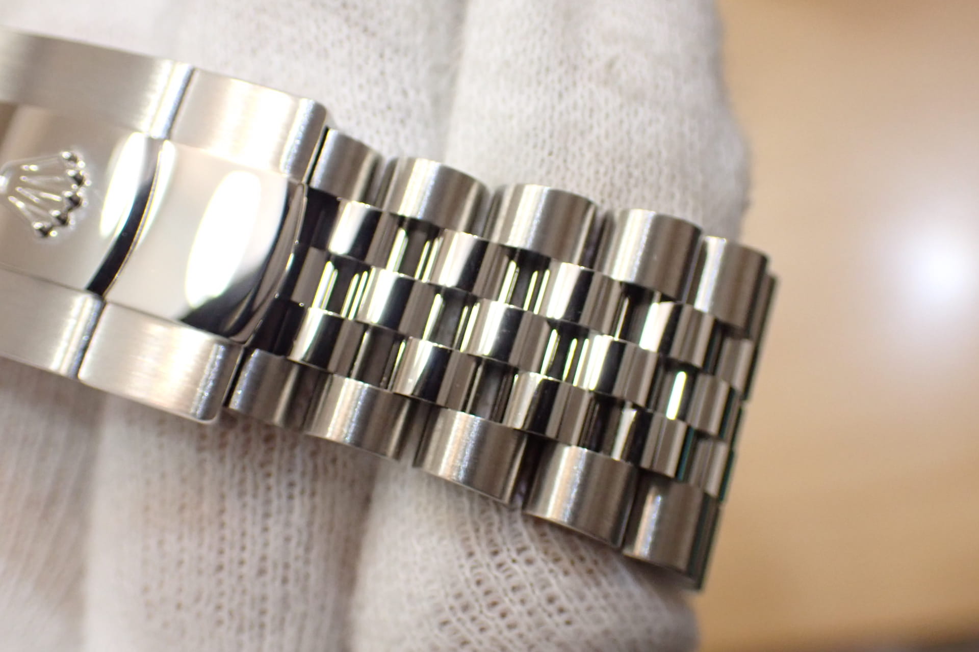 ROLEX/ロレックス デイトジャスト41 Ref.126334 WG/SS ホワイト/フルーテッドベゼル ジュビリーブレス