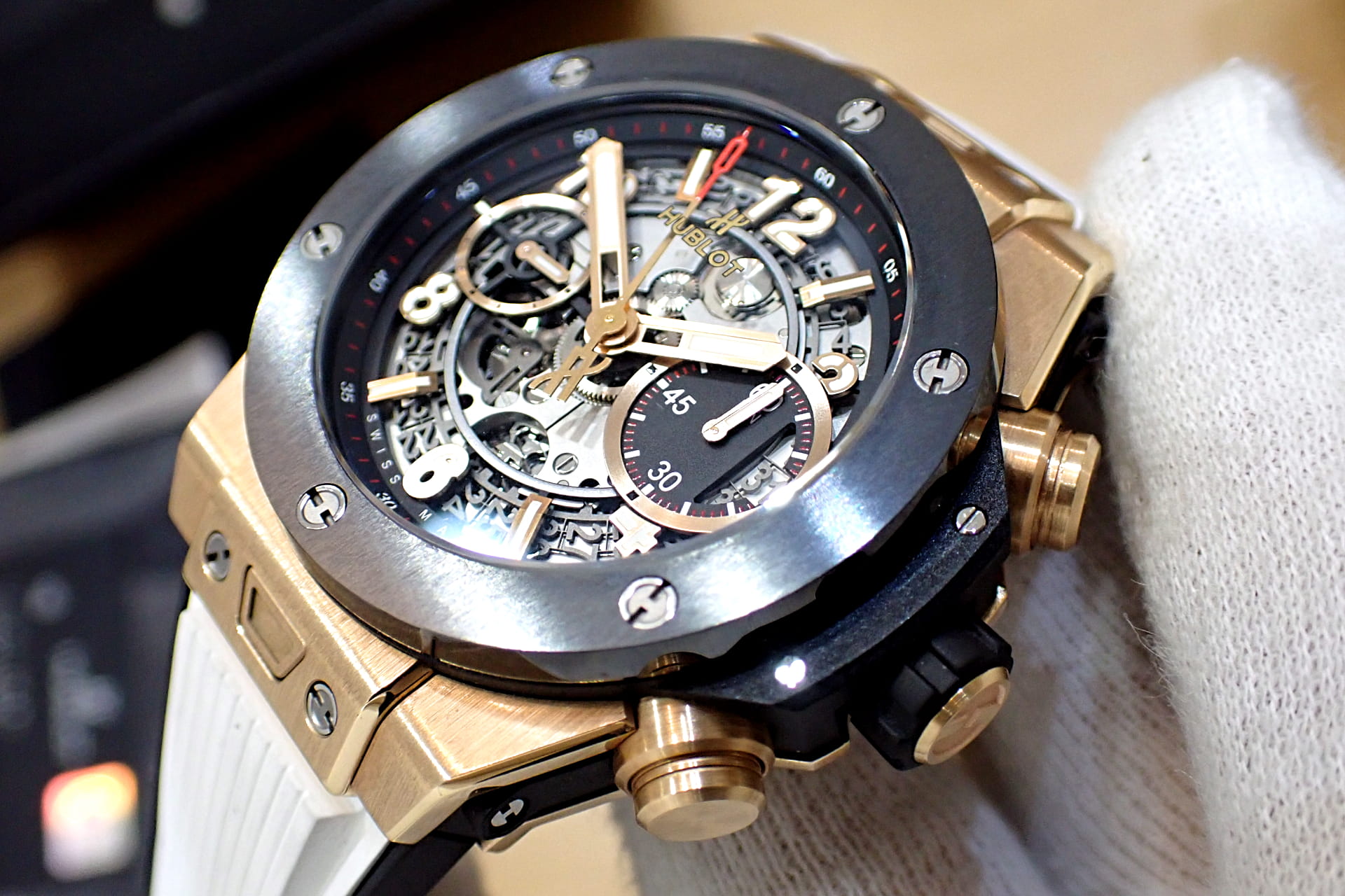 ウブロ/HUBLOT ビッグバン ウニコ キングゴールド セラミック Ref.441.OM.1180.RX