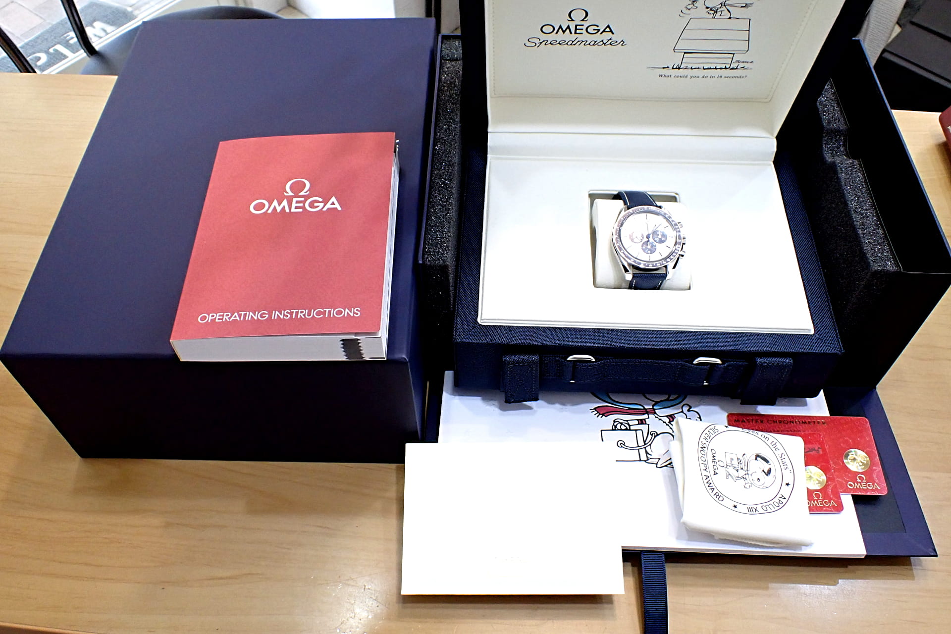 未使用【OMEGA】オメガ スピードマスター シルバースヌーピーアワード