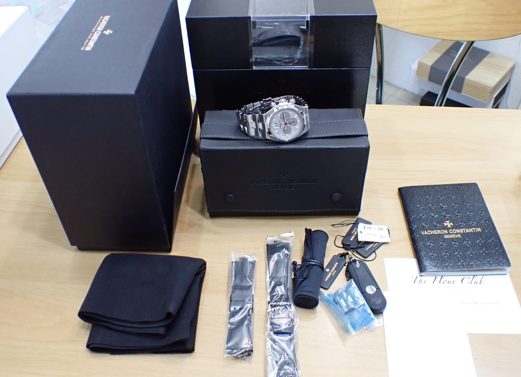 ヴァシュロンコンスタンタン/VACHERON CONSTANTIN オーヴァーシーズ クロノ 世界限定400本 Ref.49150/000A-9017