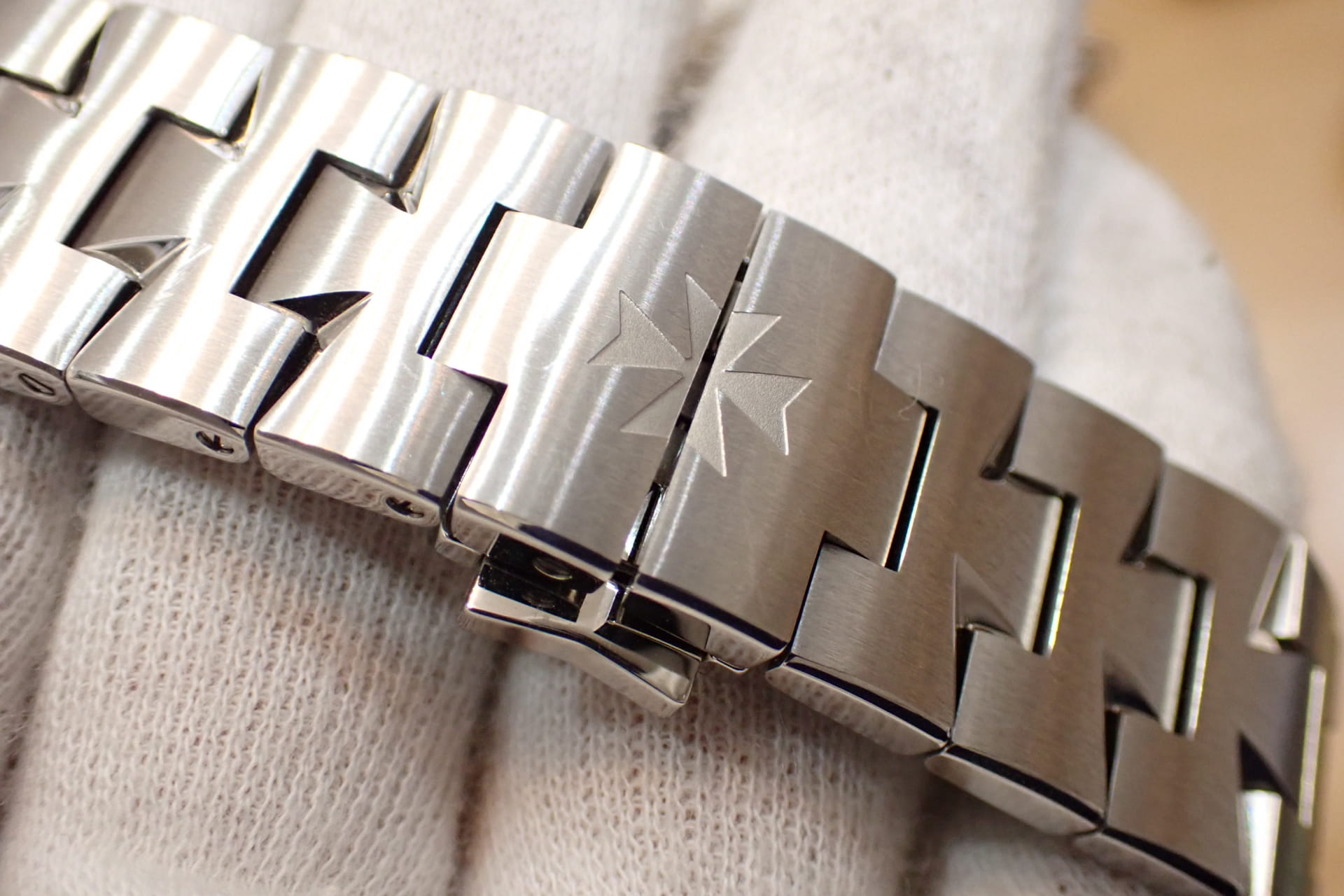 ヴァシュロンコンスタンタン/VACHERON CONSTANTIN オーヴァーシーズ クロノ 世界限定400本 Ref.49150/000A-9017