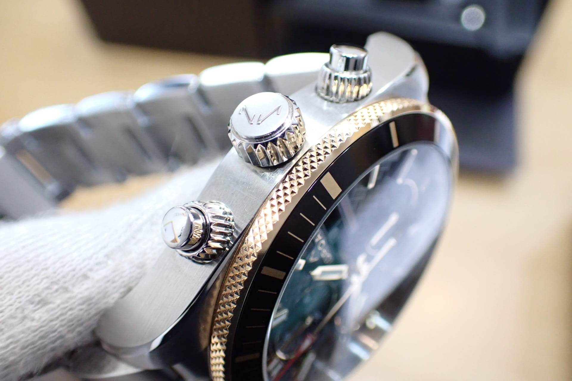 NORQAIN/ノルケイン アドベンチャー スポーツ クロノグラフ 18KRGコンビ　デイデイト41 Ref.N1500GA1IC/B153 別売り純正ラバーストラップ付き