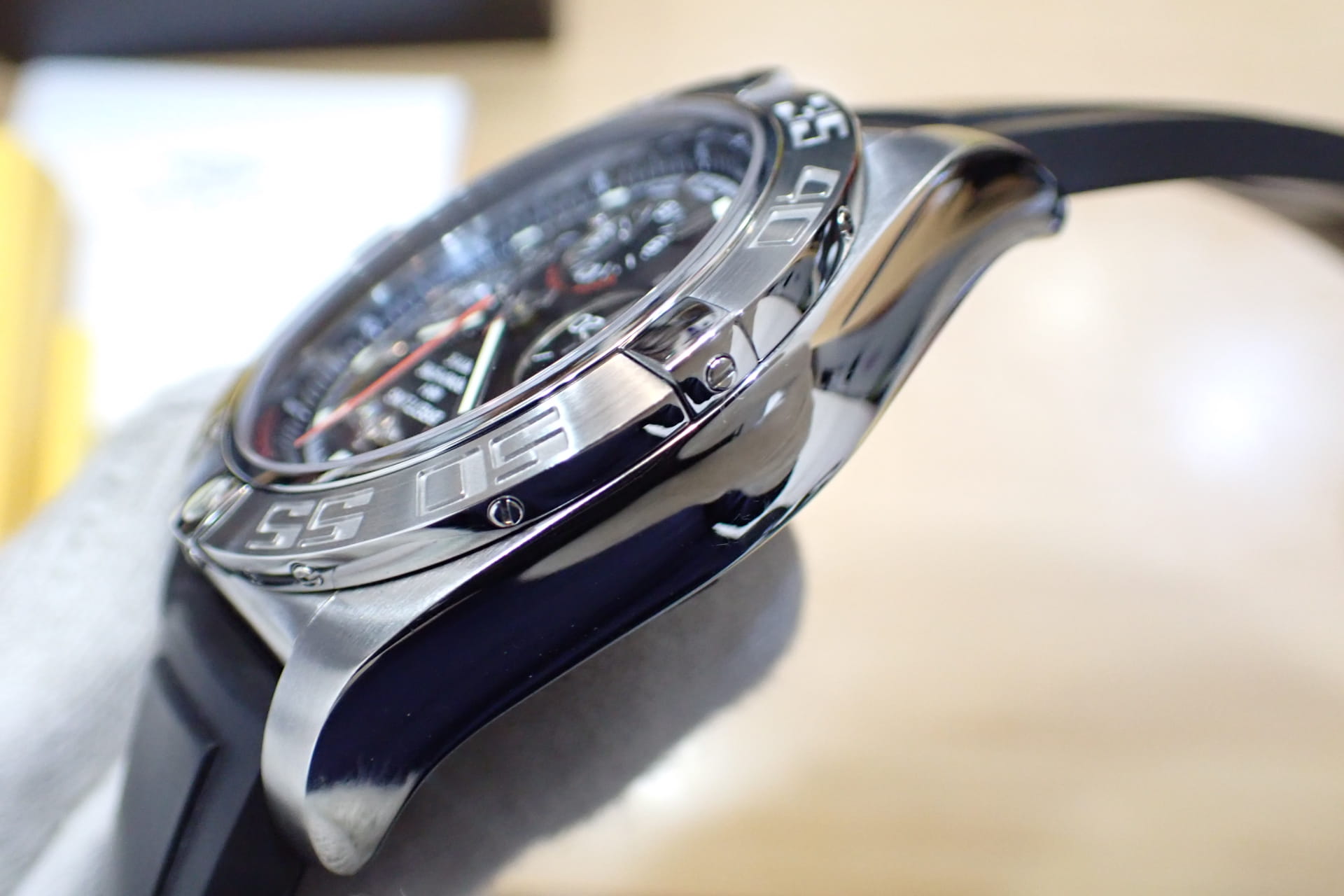 ブライトリング/BREITLING クロノマット44 フライングフィッシュ Ref.A010B08ORC(AB0110)