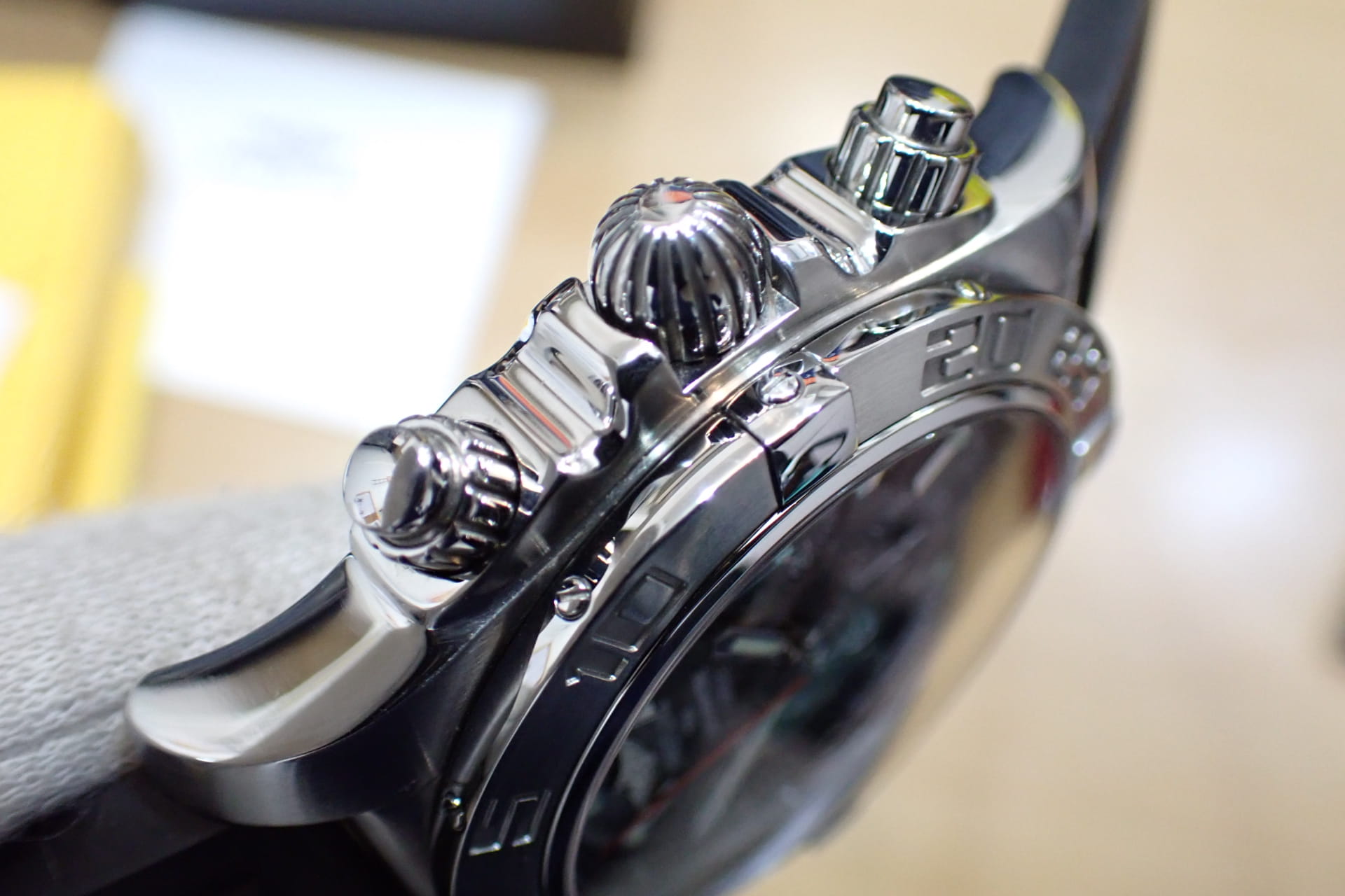 ブライトリング/BREITLING クロノマット44 フライングフィッシュ Ref.A010B08ORC(AB0110)