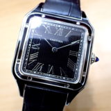<span class="title">中古品A【Cartier】カルティエ サントス デュモン LM Ref.WSSA0046 ブラックラッカー  メーカー純正ストラップ合計2本付き  ノンポリッシュ (2025年6月国内正規)</span>