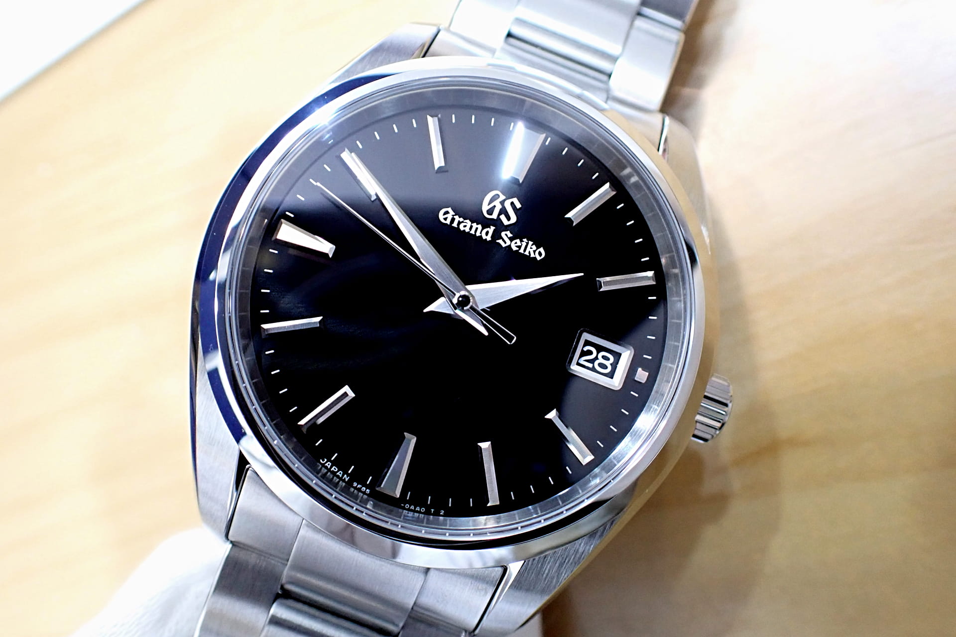 GrandSeiko/グランドセイコー ヘリテージコレクション 9F85クォーツ Ref.SBGP011 ブラック 保護シール付き