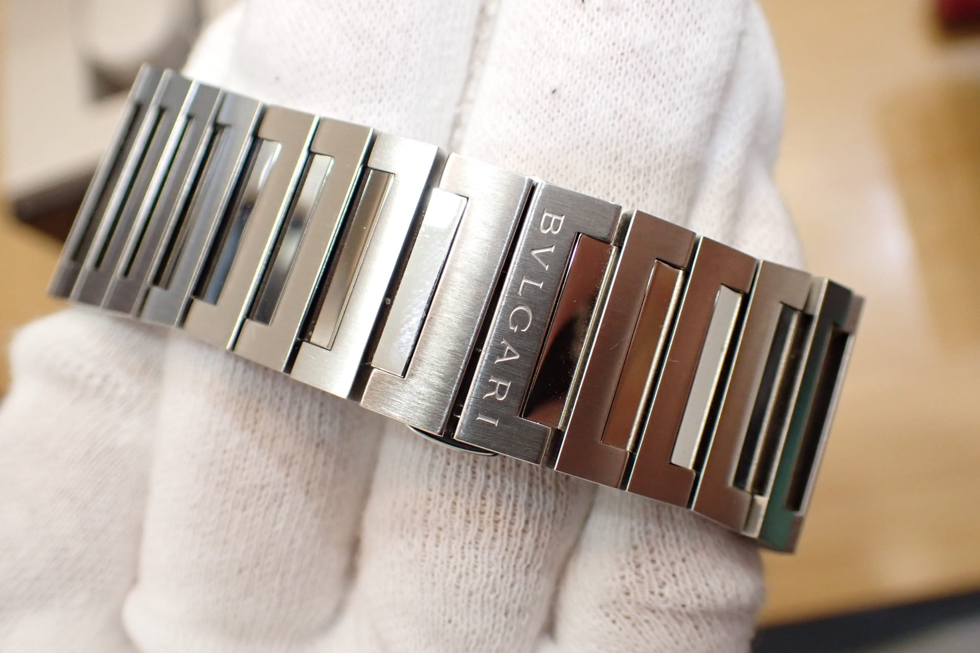 BVLGARI/ブルガリ オクト ローマ Ref.102704(OC41BSSD) 黒文字盤