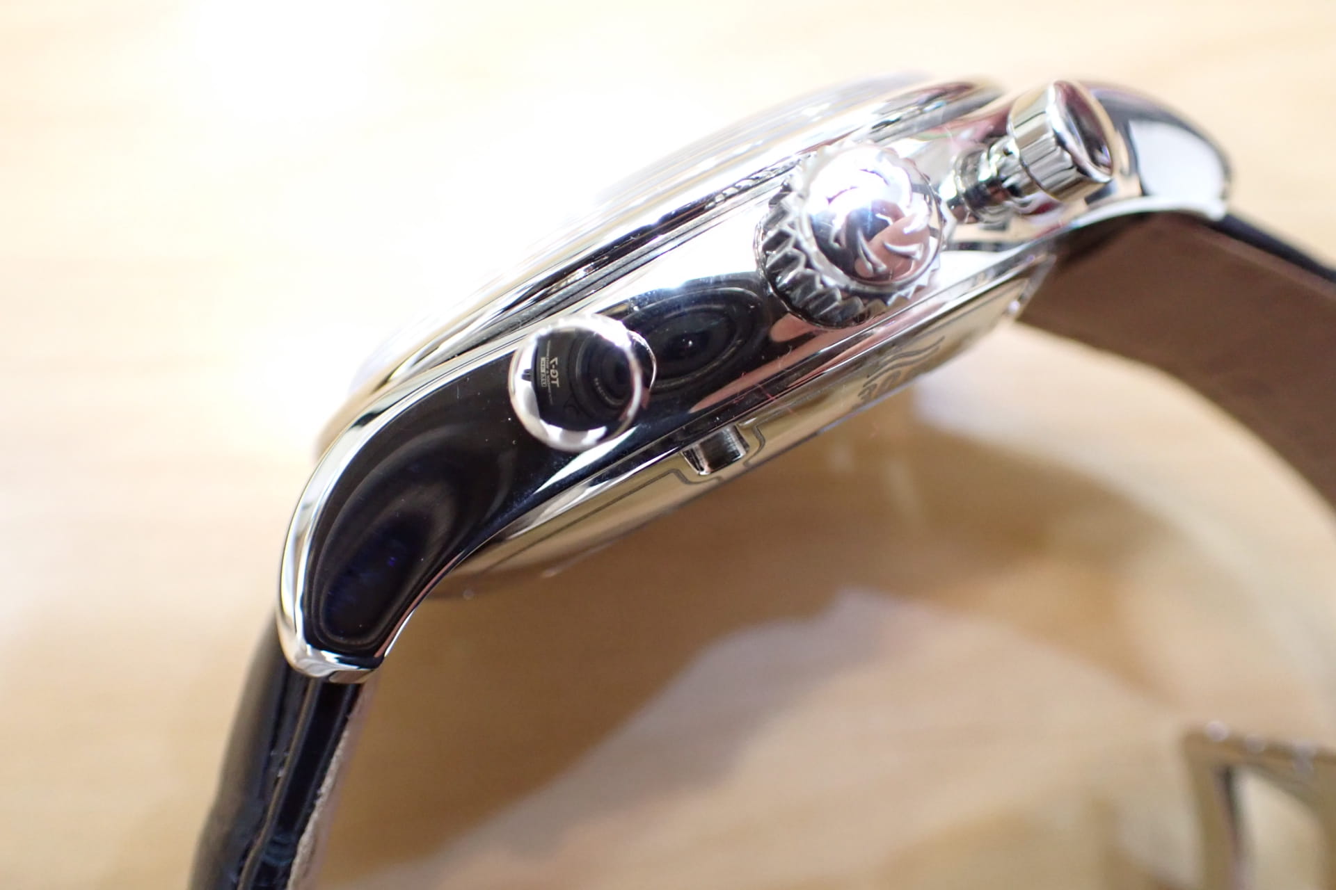 CARL F. BUCHERER/カールF.ブヘラ　マネロ　フライバック クロノグラフ Ref.00.10919.08.13.01