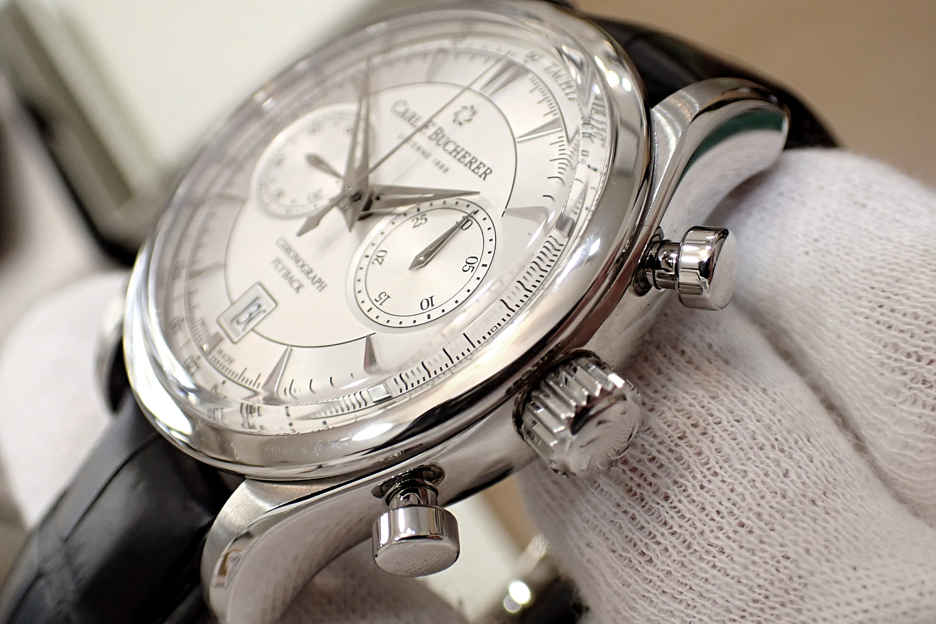 CARL F. BUCHERER/カールF.ブヘラ　マネロ　フライバック クロノグラフ Ref.00.10919.08.13.01