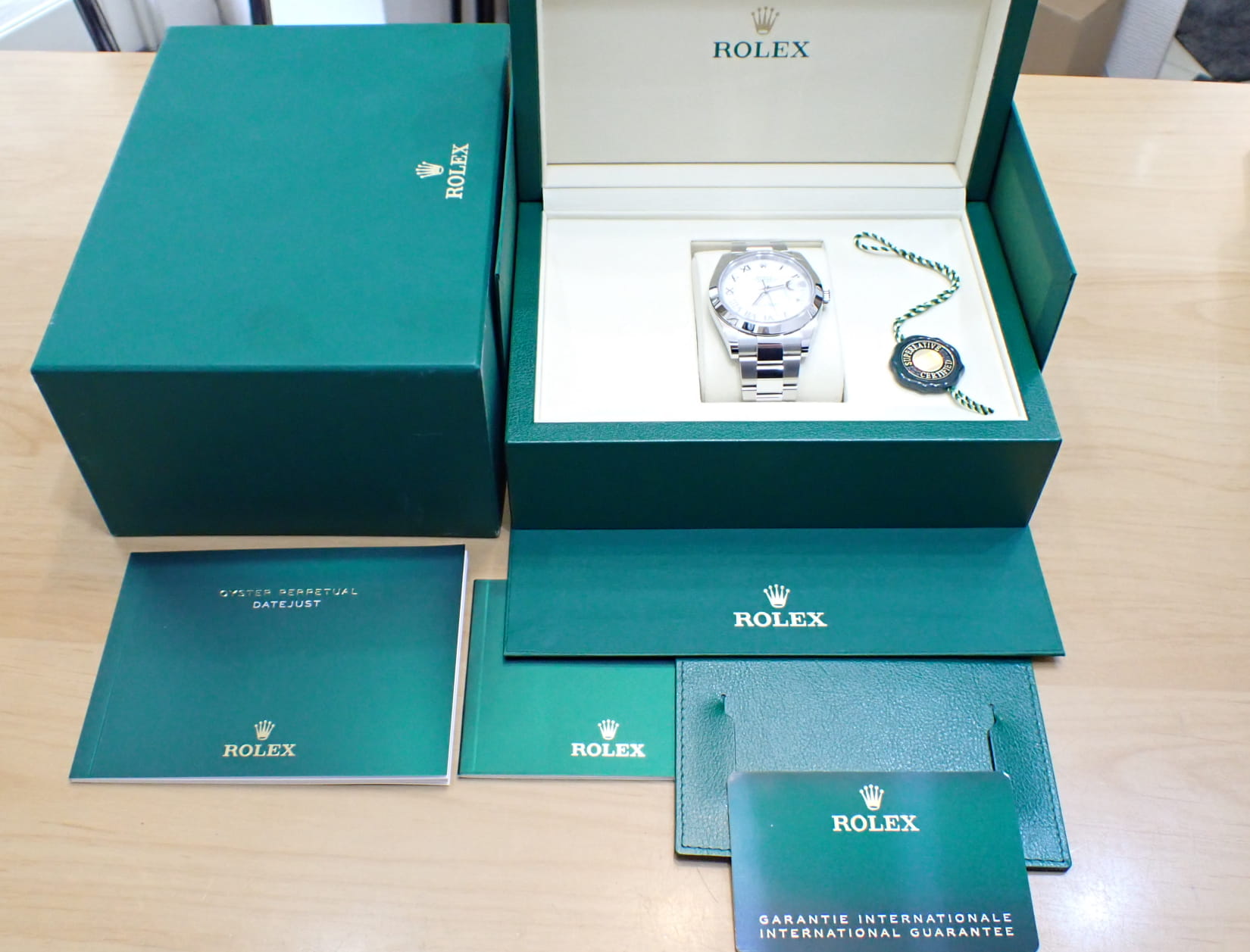 ROLEX/ロレックス デイトジャスト41 Ref.126300 オイスターブレスレット ホワイトローマン文字盤　新型BOX