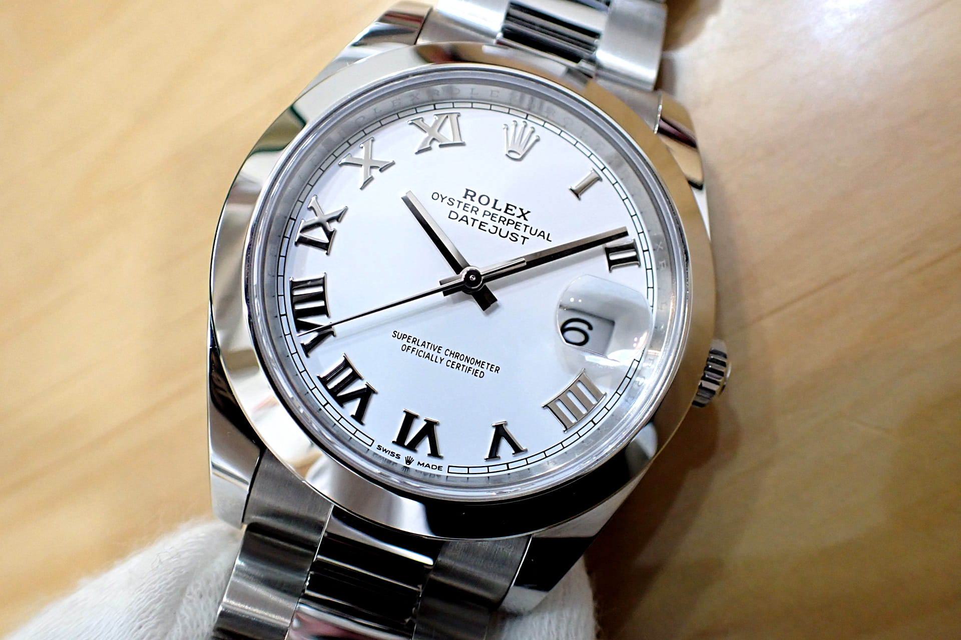 ROLEX/ロレックス デイトジャスト41 Ref.126300 オイスターブレスレット ホワイトローマン文字盤　新型BOX