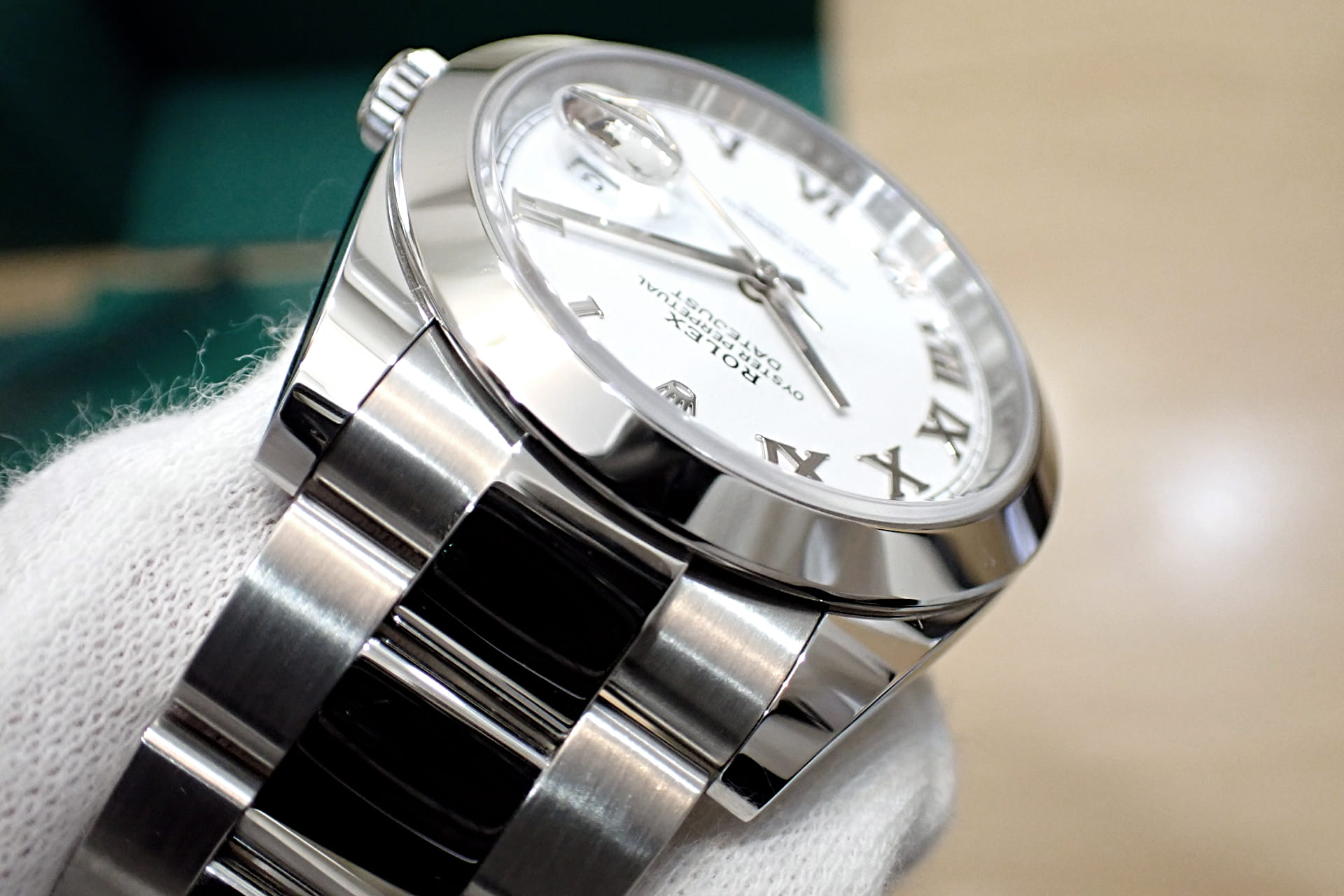 ROLEX/ロレックス デイトジャスト41 Ref.126300 オイスターブレスレット ホワイトローマン文字盤　新型BOX