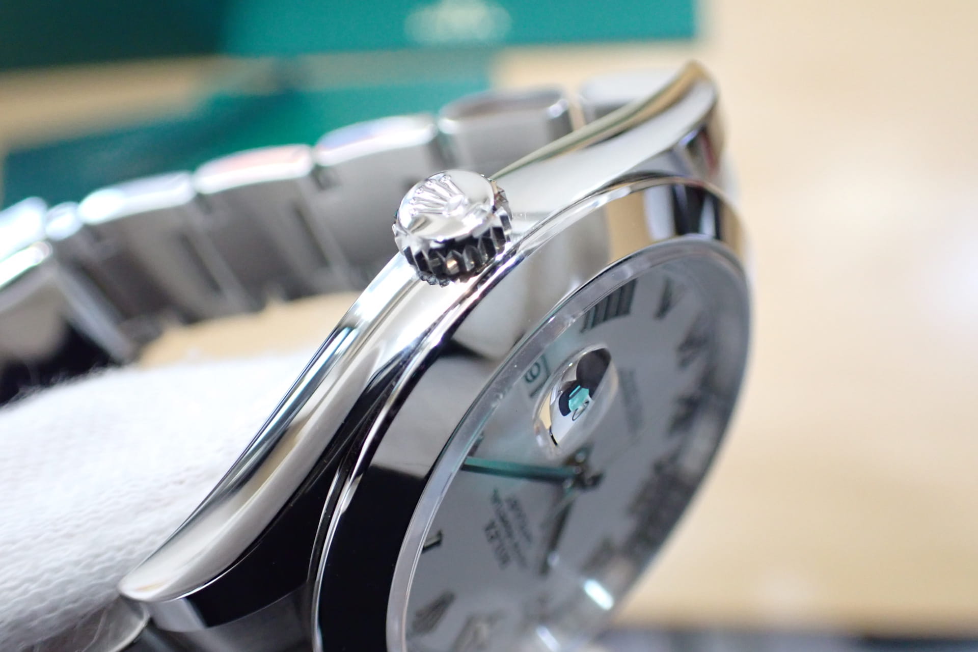 ROLEX/ロレックス デイトジャスト41 Ref.126300 オイスターブレスレット ホワイトローマン文字盤　新型BOX