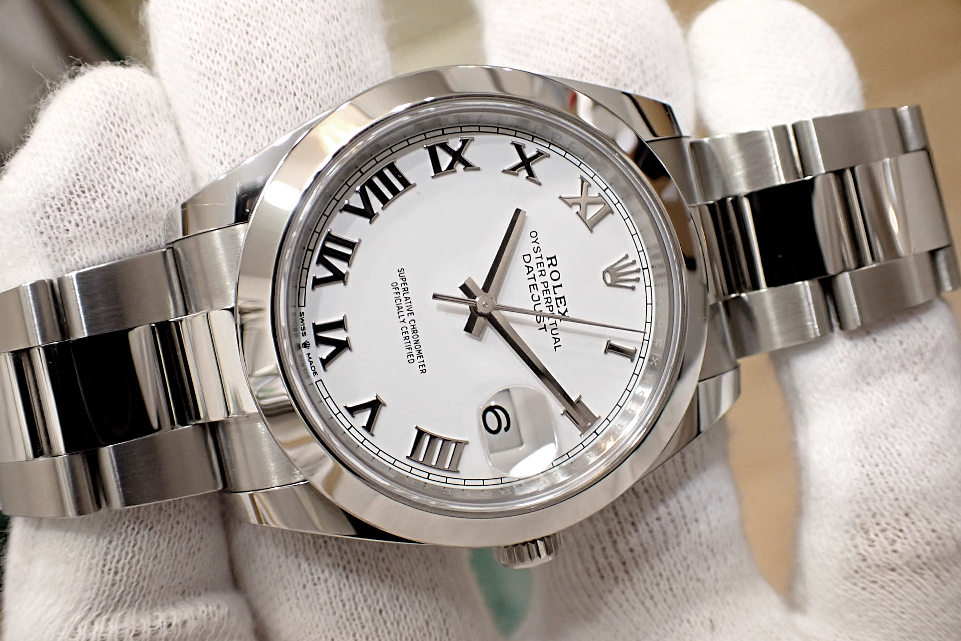 ROLEX/ロレックス デイトジャスト41 Ref.126300 オイスターブレスレット ホワイトローマン文字盤　新型BOX