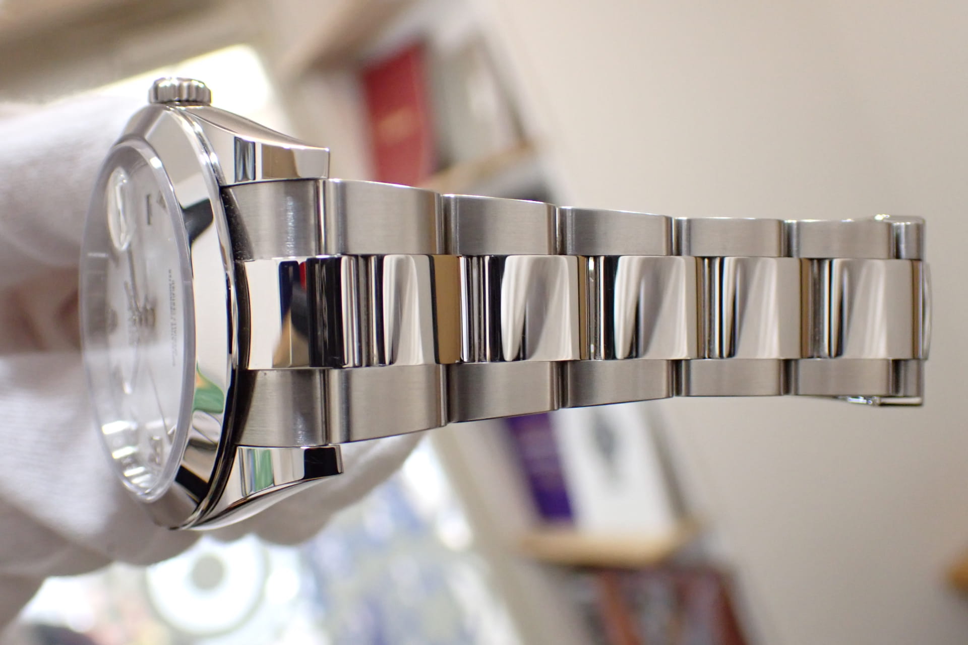 ROLEX/ロレックス デイトジャスト41 Ref.126300 オイスターブレスレット ホワイトローマン文字盤　新型BOX