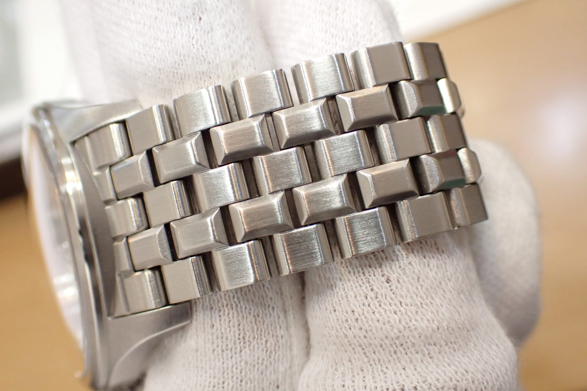 IWC パイロットウォッチ スピットファイヤー マークXVI Ref.IW325502　メーカー純正ブレスレット付きモデル