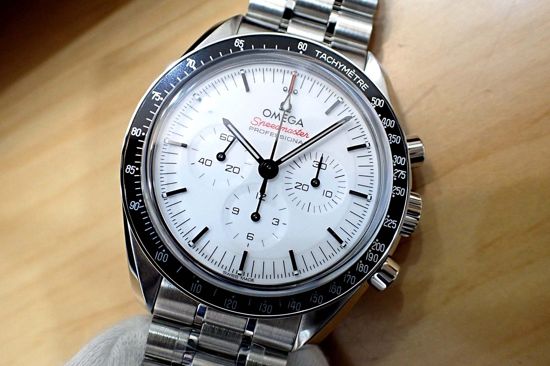 OMEGA/オメガ スピードマスター ムーンウォッチ プロフェッショナル コーアクシャル マスタークロノメーター Ref.310.30.42.50.04.001 白文字盤